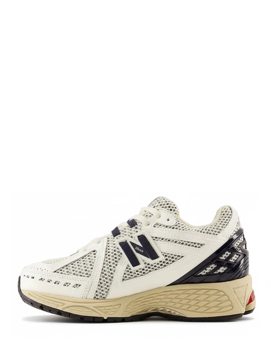 New Balance 1906R – Metallic Silver & Navy