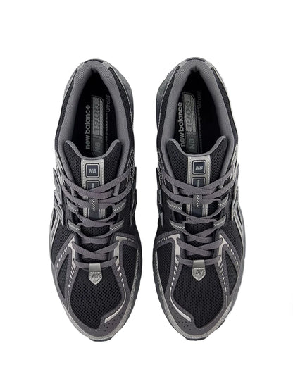 New Balance 1906R – Metallic Black & Grey