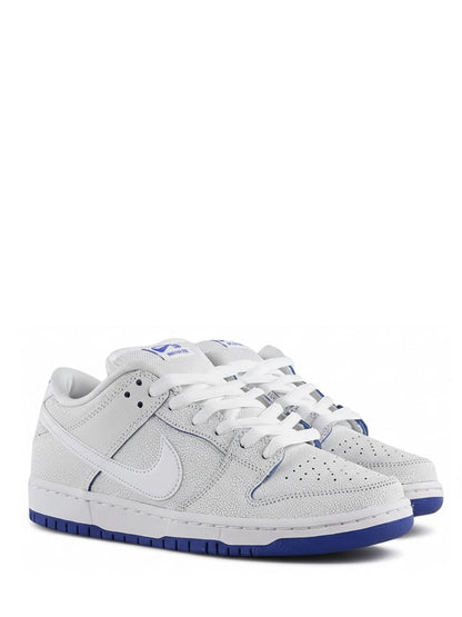 Nike SB Dunk Low "Stingray" – White/Hyper Royal