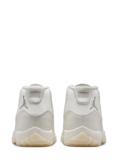 Air Jordan 11 Retro "Pure White"