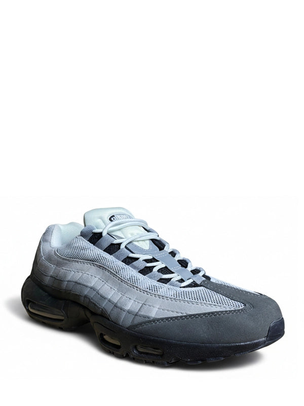 Nike Air Max 95 – Essential "Grey Gradient"