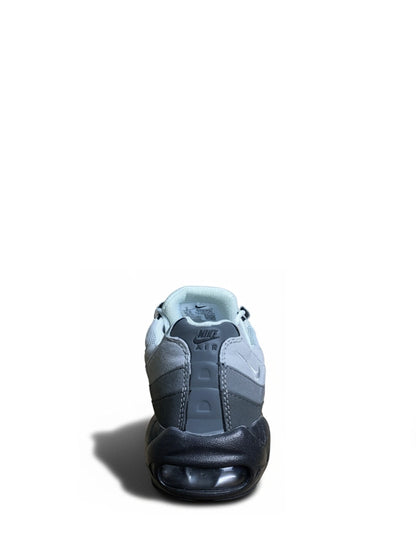 Nike Air Max 95 – Essential "Grey Gradient"