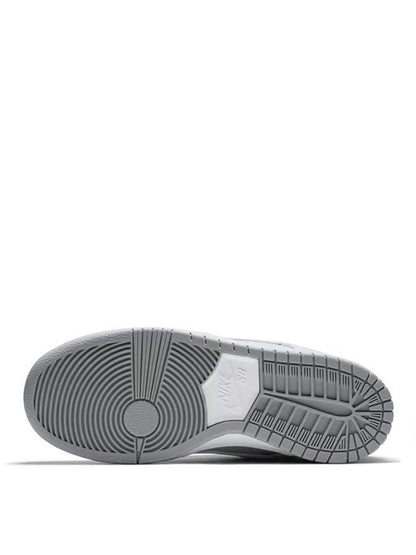 Nike SB Dunk Low – Grey & White Edition