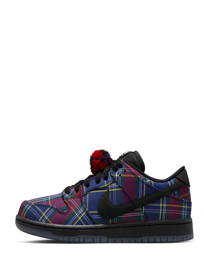 Nike Dunk Low "Plaid & Pom" – Tartan Navy/Red