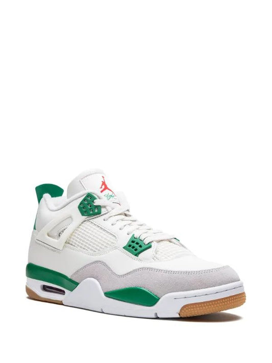 Nike Air Jordan 4 Retro 'Pine Green'