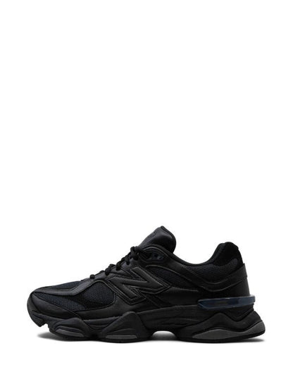 New Balance 9060 - Triple Black