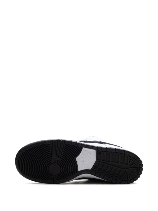 Nike SB Dunk Low Pro – White/Black-Gum