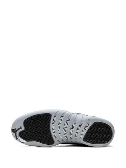 Air Jordan 12 Retro - Black / Grey