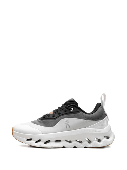 On Cloudtilt - Sleek Comfort & Performance