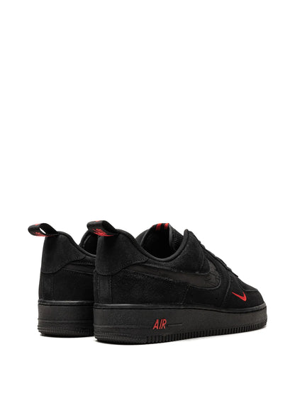 Nike Air Force 1 '07 - Black / Crimson Accent