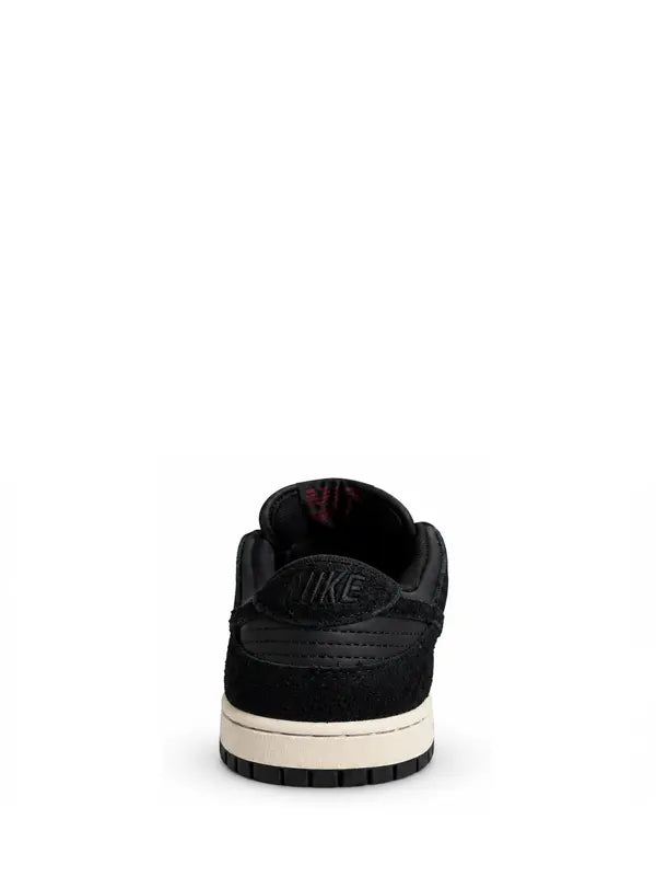 Nike SB Dunk Low Premium - Off-Noir / Black Suede