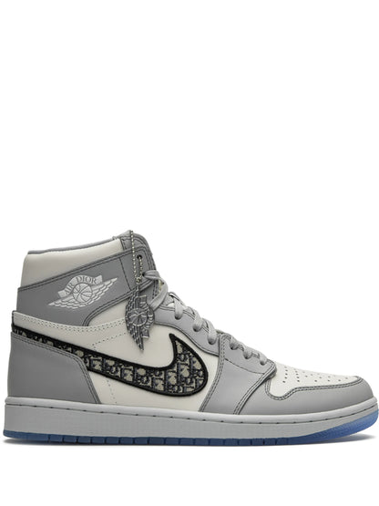 Air Jordan 1 High x Dior