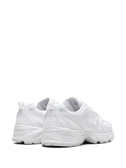 New Balance 530 'Triple White' – The Ultimate Retro Icon.