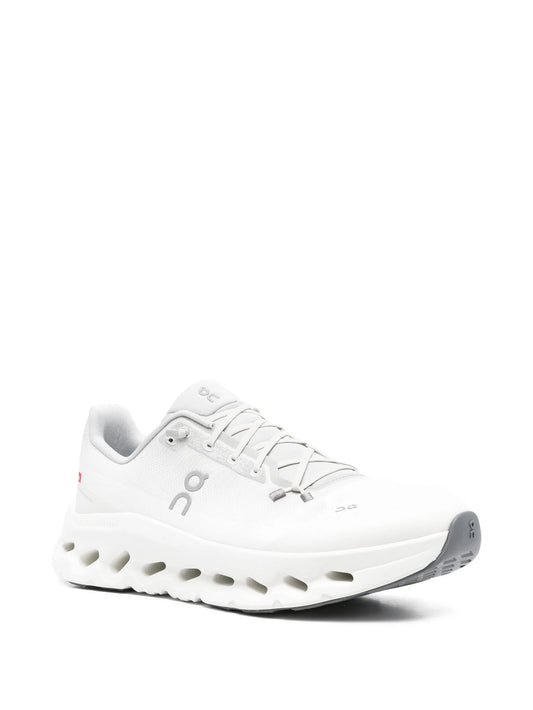 On Running Cloudsurfer - All-White Edition