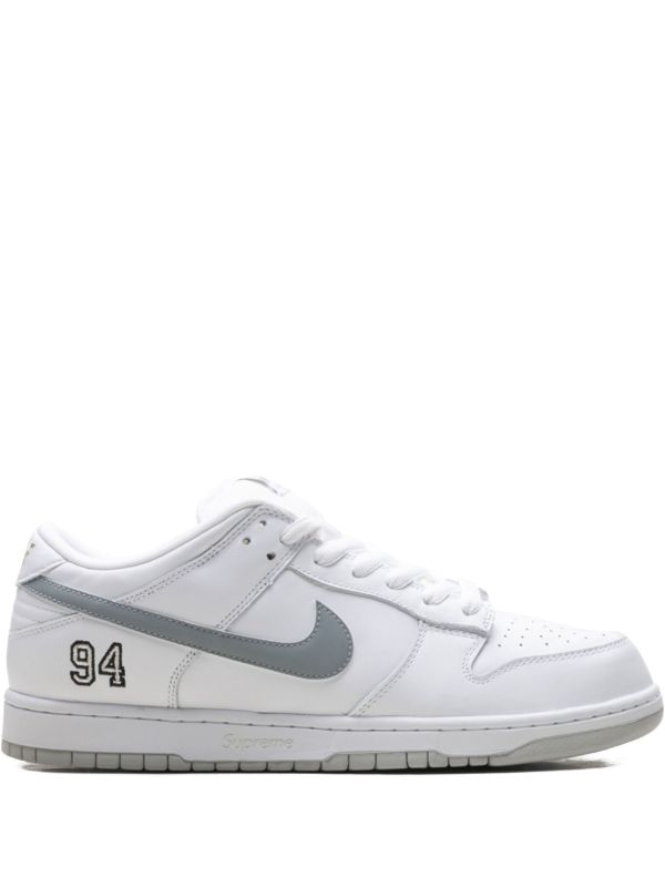 Nike SB Dunk Low x Supreme – White/Grey
