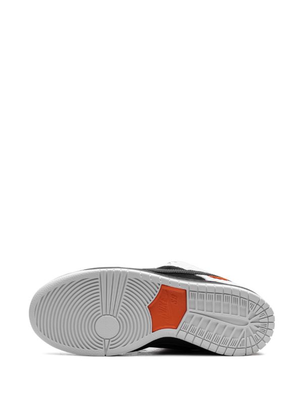 Nike SB Dunk Low x TIGHTBOOTH