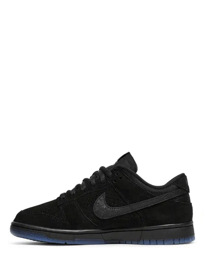 Undefeated x Nike SB Dunk Low "5 On It" - Black