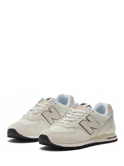 New Balance 574 – Sea Salt with Burgundy
