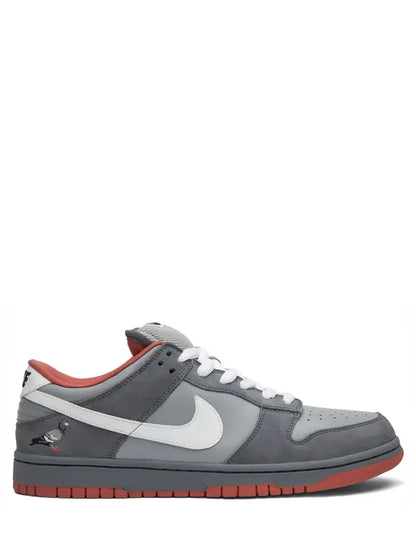 Nike Dunk Low SB "NYC Pigeon"