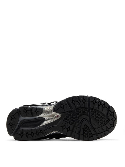 New Balance 1906R - Black - Metallic
